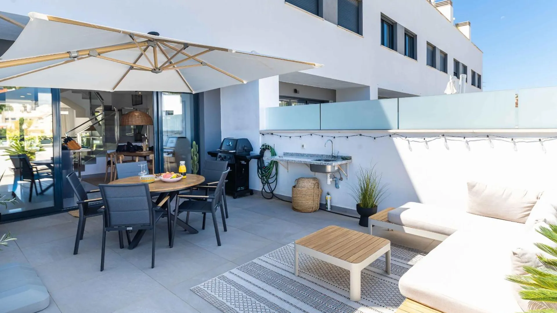 Tatil Evi Modern Newbuild Townhouse With Quality Furniture Villa Fuengirola